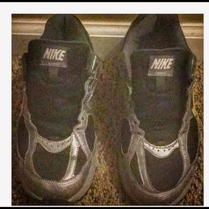 ✨Kids NIKE tennis shoes✨